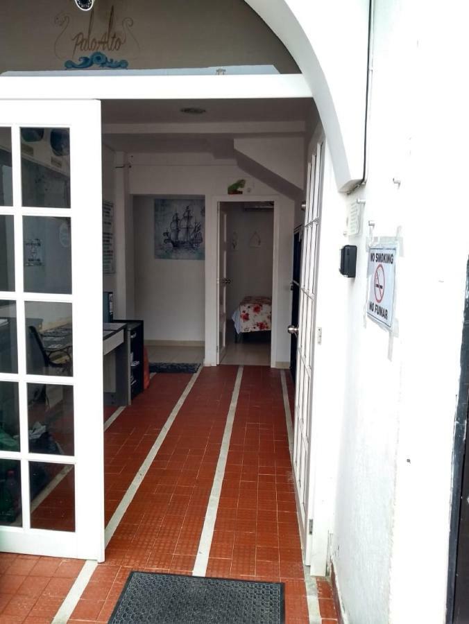 Hostal Palo Alto San Andrés Exterior photo